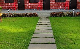 Dandeli Crocodile Edge Home Stay